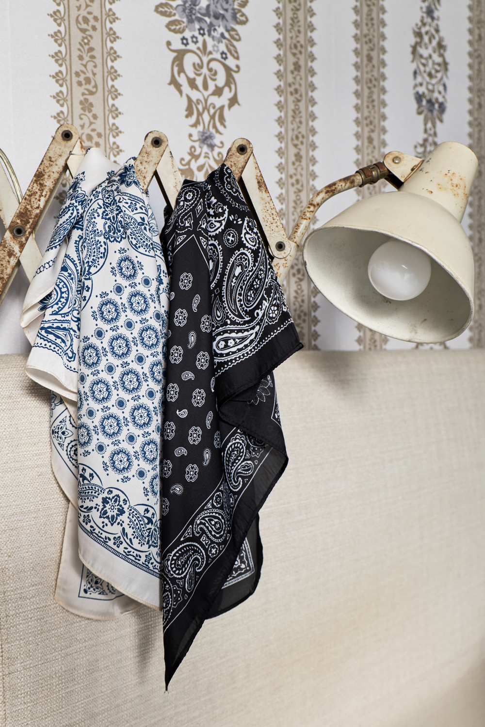 Black Colour - Bctrish Mini Scarf 3654 - Black