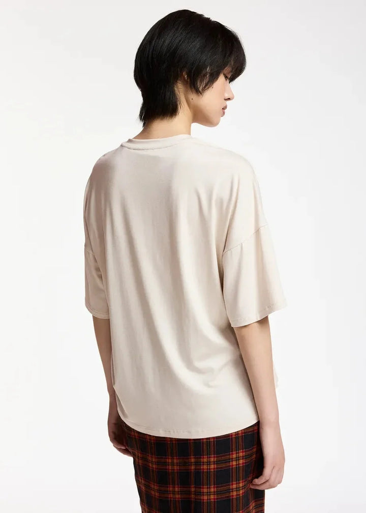 Essentiel Antwerp - Kuba T-Shirt With Brooch - Ow01 Off White 