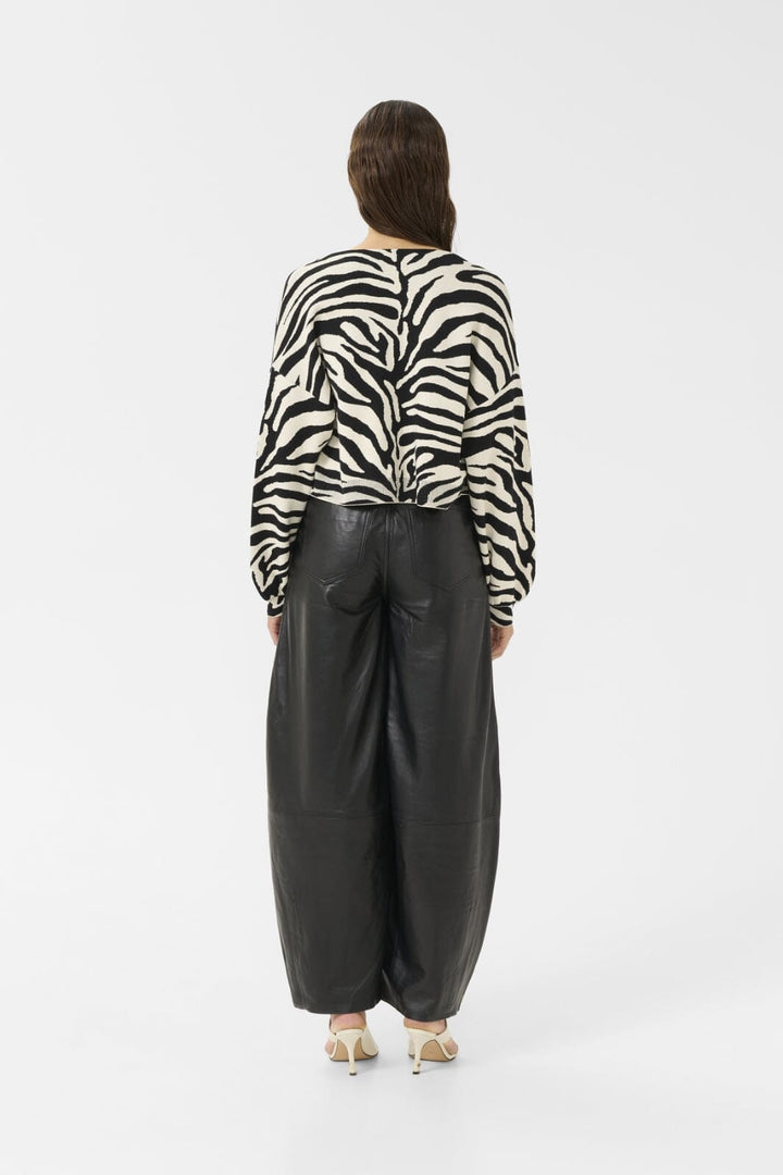 Gestuz - Gzzebba Cardigan 10910341 - 107873 - Black/Birch Tiger