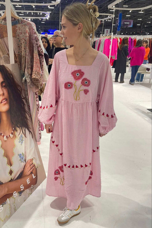 Forudbestilling - Sissel Edelbo - Wenke Dress SE 1643 - Pink Stripes Kjoler 