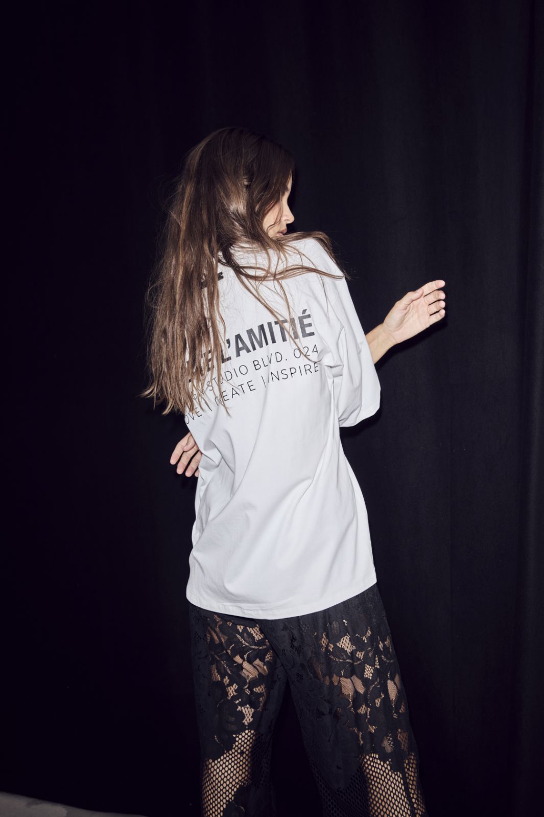 Haute L'Amitié - Back Logo Loose Tee HL10410 - White/Black Print T-shirts 