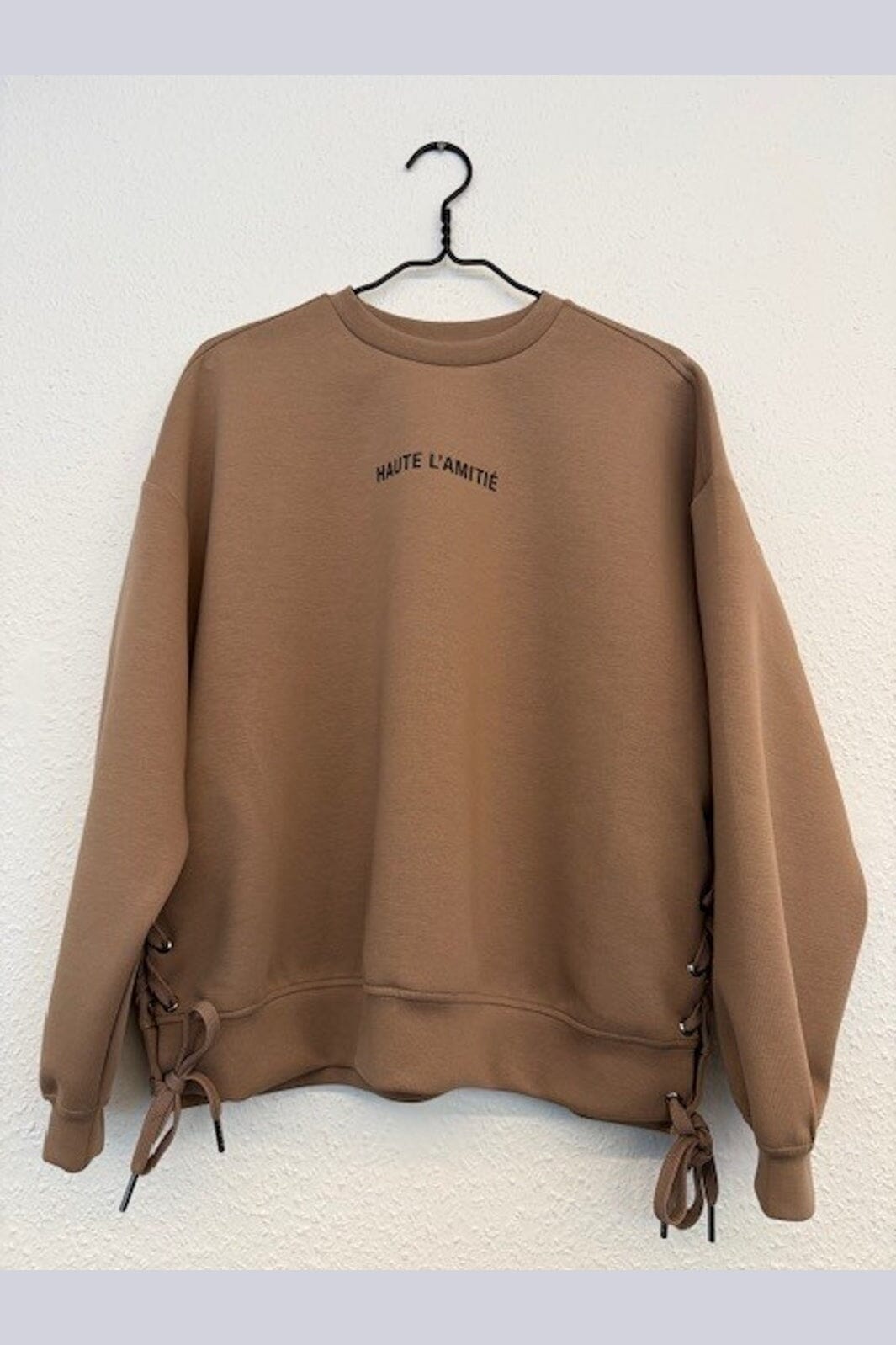 Haute L'Amitié - New Studio Tie Sweat HL10714 - Walnut