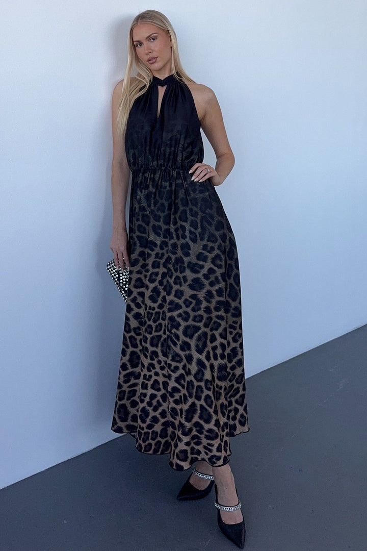 Karmamia - Ava Maxi Dress 2317 - Gradient Leo Kjoler 