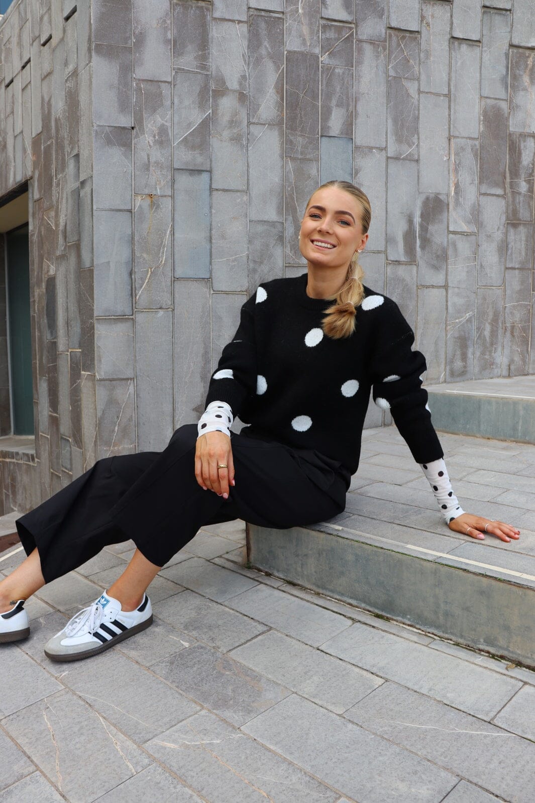 Liberte - Fro Dot Pullover 22344 - Black White Dot