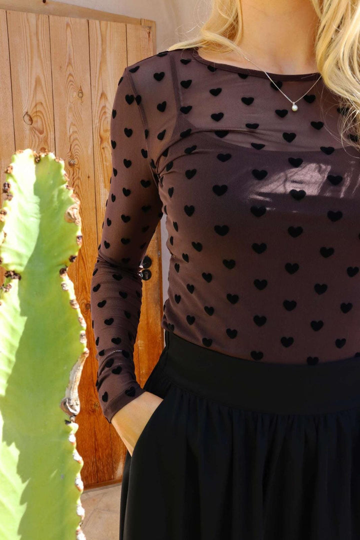 Liberte - Mesh Ls Tshirt 22065 - Dark Brown Big Flock Dot Bluser 