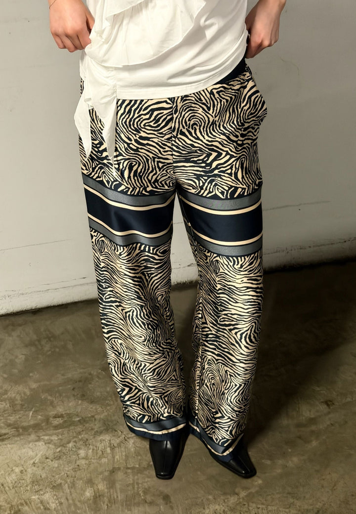 Love & Divine - Love1024-60 19830 - 441 - Navy Zebra Bukser 