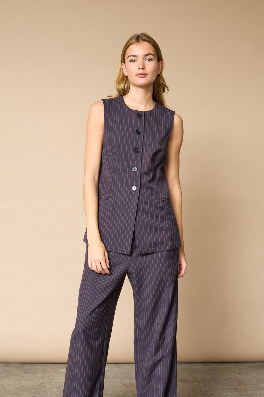 Love & Divine - Love1343-1 19484 - 402 - Blue Pinstripe