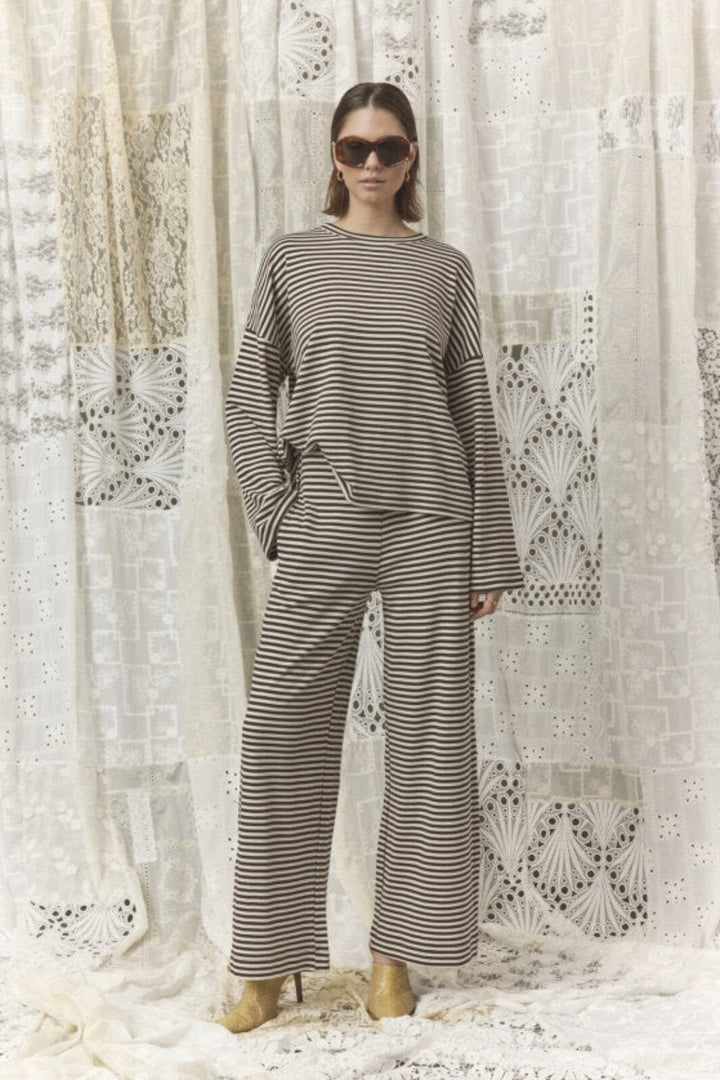 Love & Divine - Love1505 19642 - 117 - Cream/Brown Bluser 