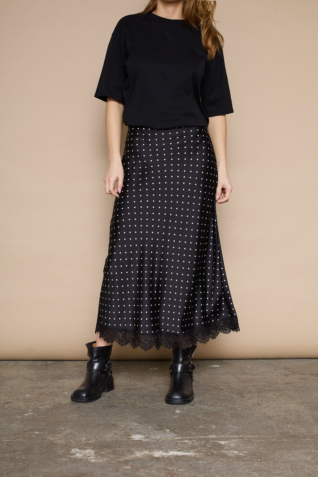 Love & Divine - Love1513 19720 - 801 - Black Dot Nederdele 