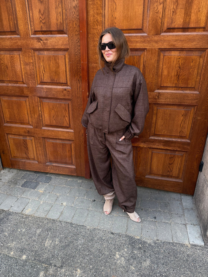 Love & Divine - Love1617-1 20492 - 840 - Brown Check Jakker 