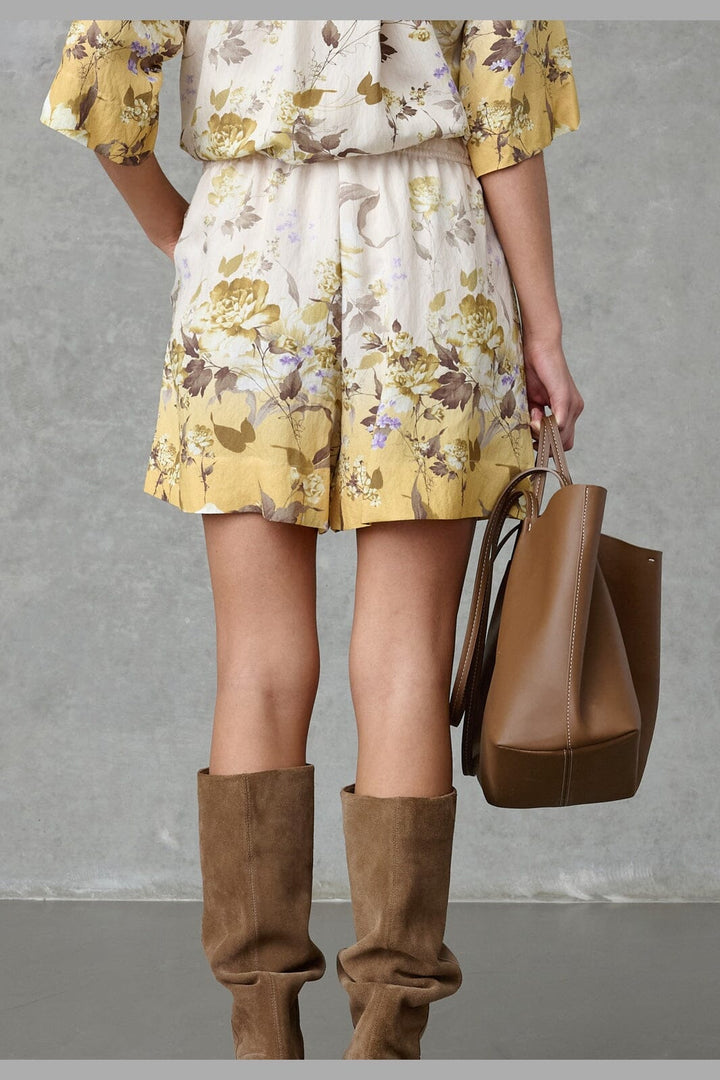 Love & Divine - Love970-13 19858 - 813 - Yellow/Brown Flower