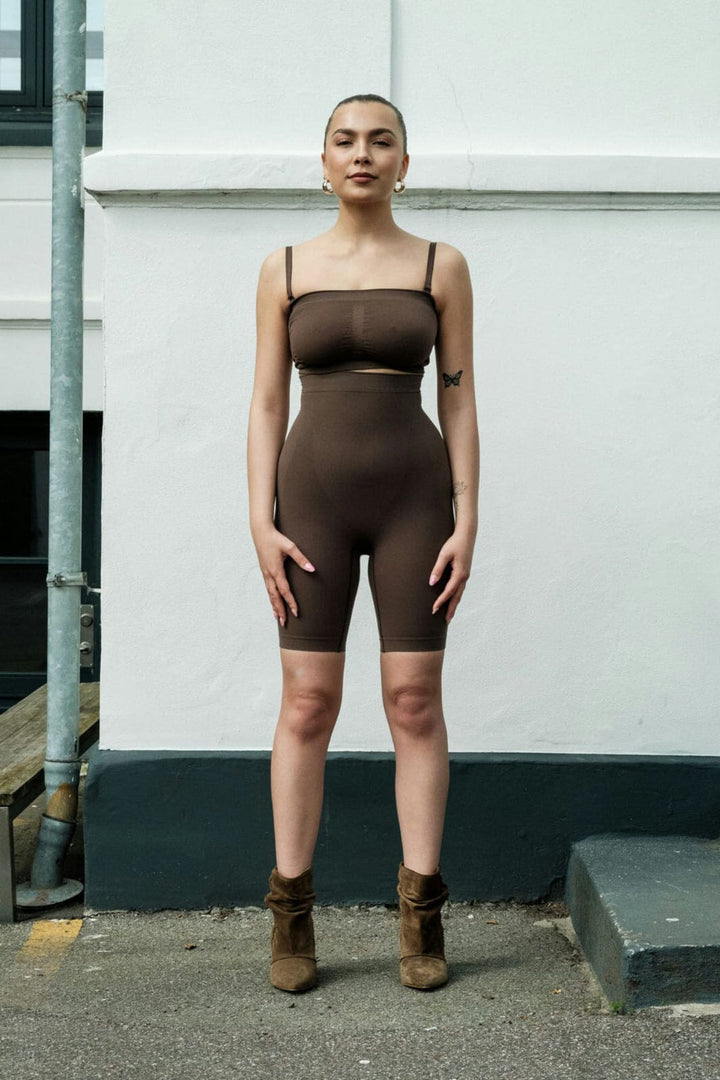 Lykkeland Ateliér - Alturra Highwaist Shaping Shorts - Chocolate Shorts 