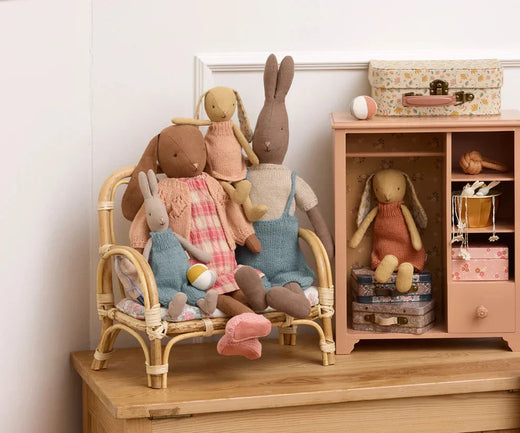 Maileg - Kanin, Størrelse 2 - Cremegul - Strikket Kjole 16-6200-00 Legetøj 