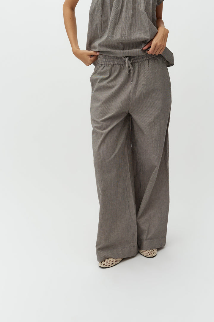 MbyM - Clari-M 59319626 - V28 - Java White Stripe Bukser 