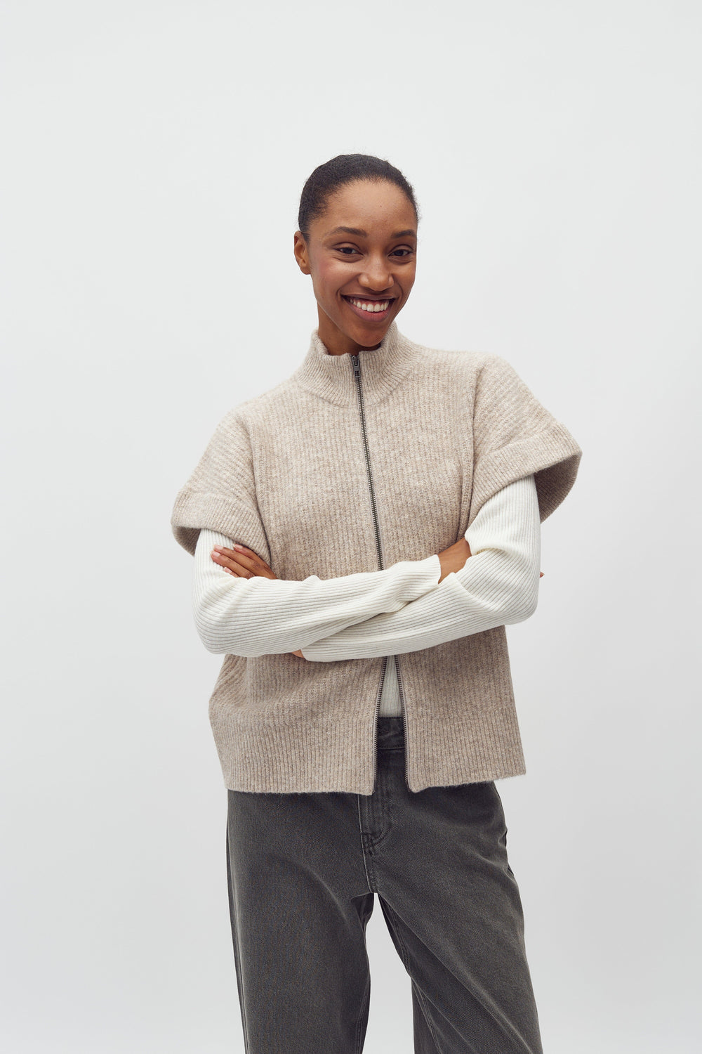 MbyM - Roselina Short-M 50529858 - Q52 - Light Taupe Melange Strikbluser 