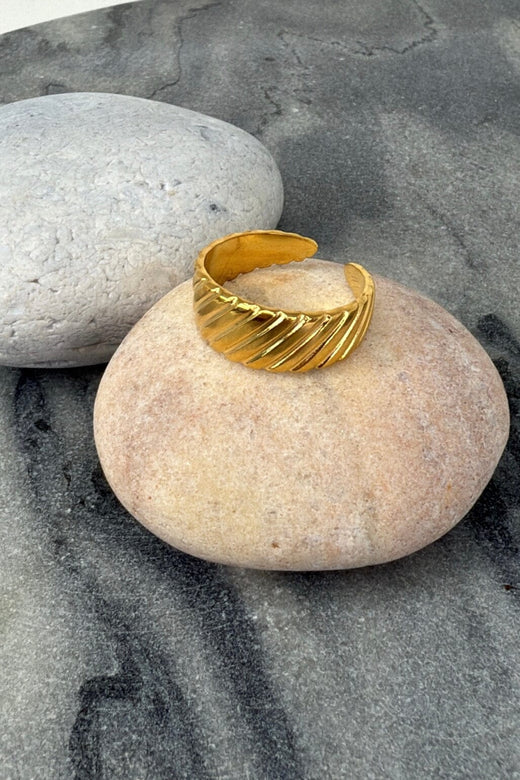 Mellow Moon - Laura Ring - Forgyldt Ringe 