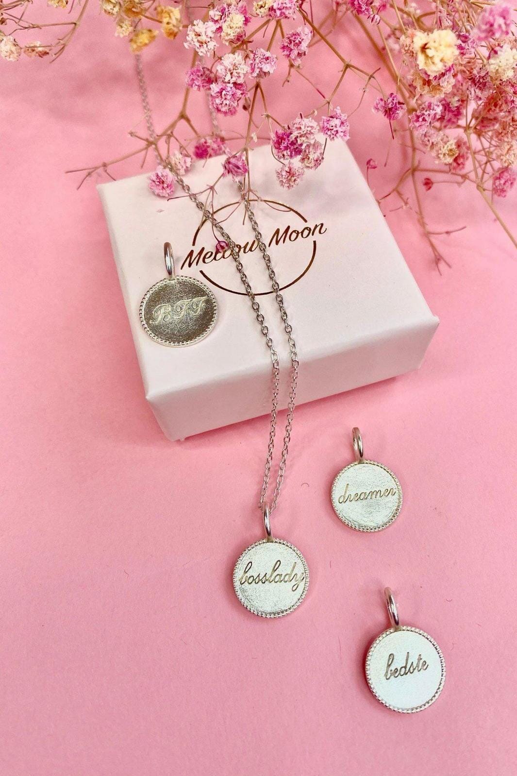 mellow-moon-sterlingsoelv-vedhaeng-mor