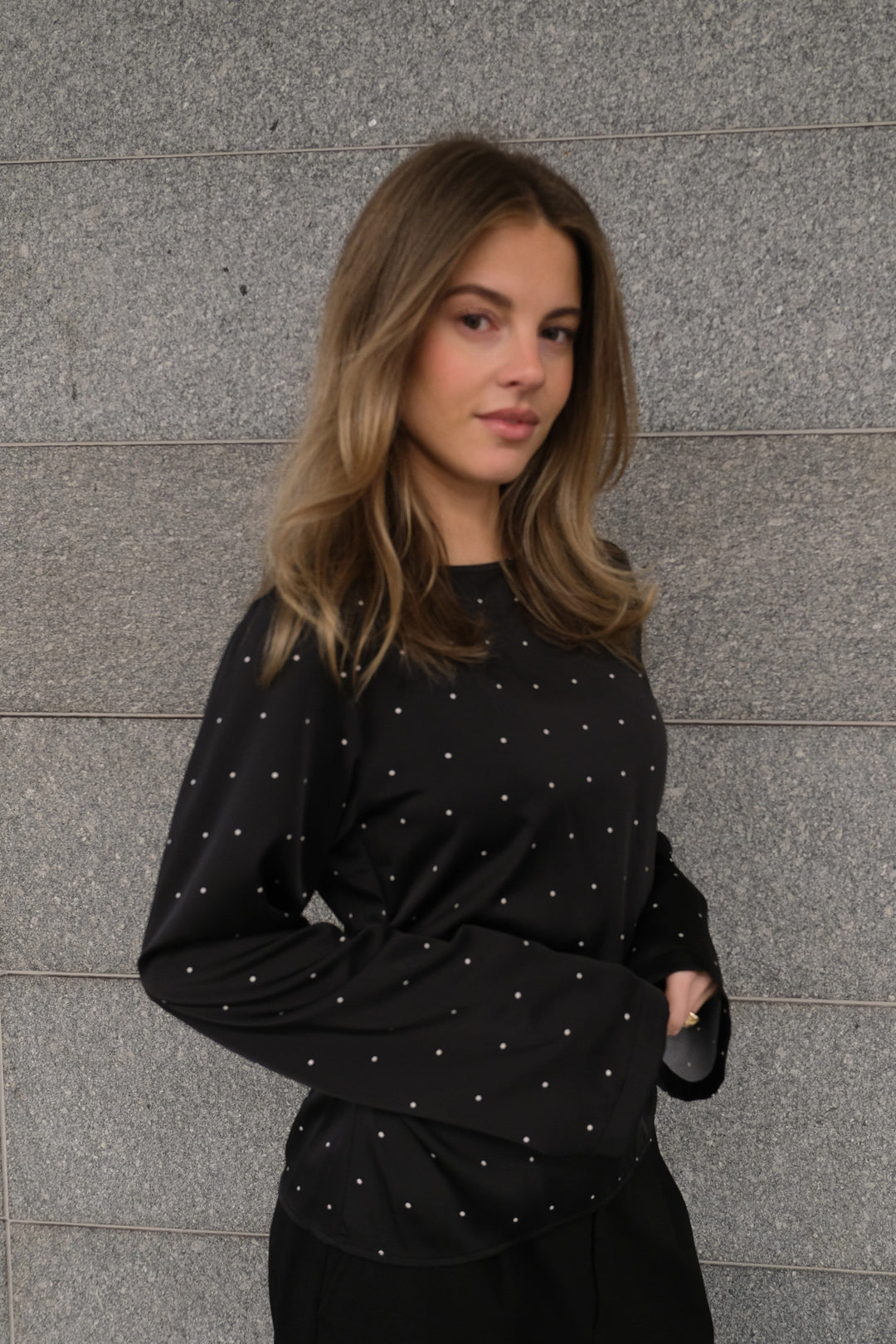 Modström - Tailormd Print Top 59102 - 12053 - Black Dot Toppe 