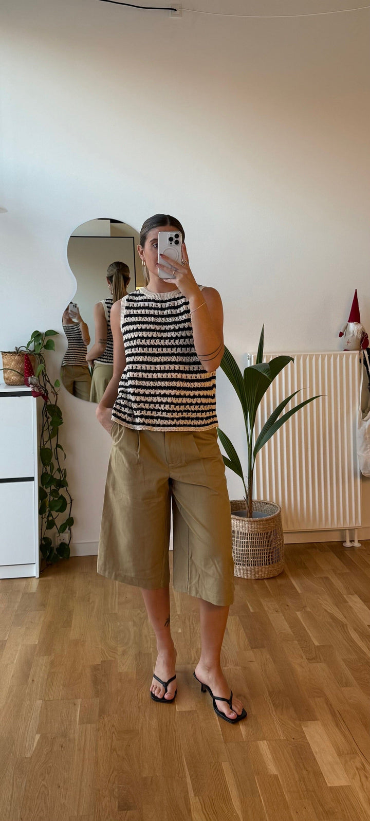 Modström - Vestermd Stripe Top 59055 - 11516 - Navy Summer Sand Strikbluser 