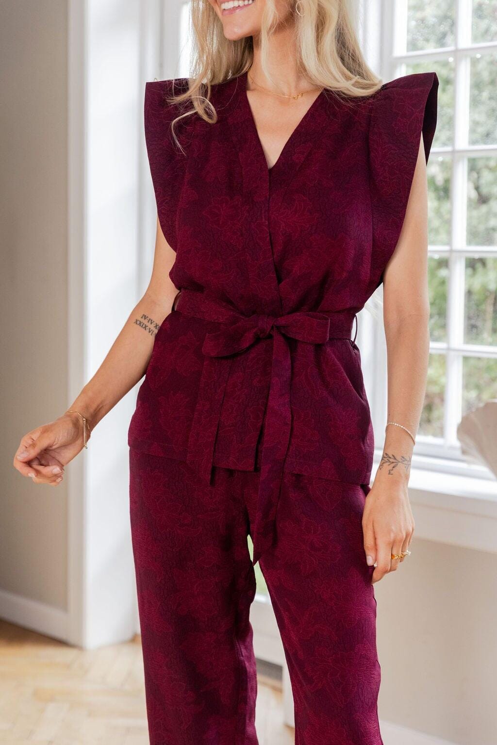 Molly & My X Julie Elgaard - Emma Jacquard Vest 167095 - 162 - Bordeaux Frakker 