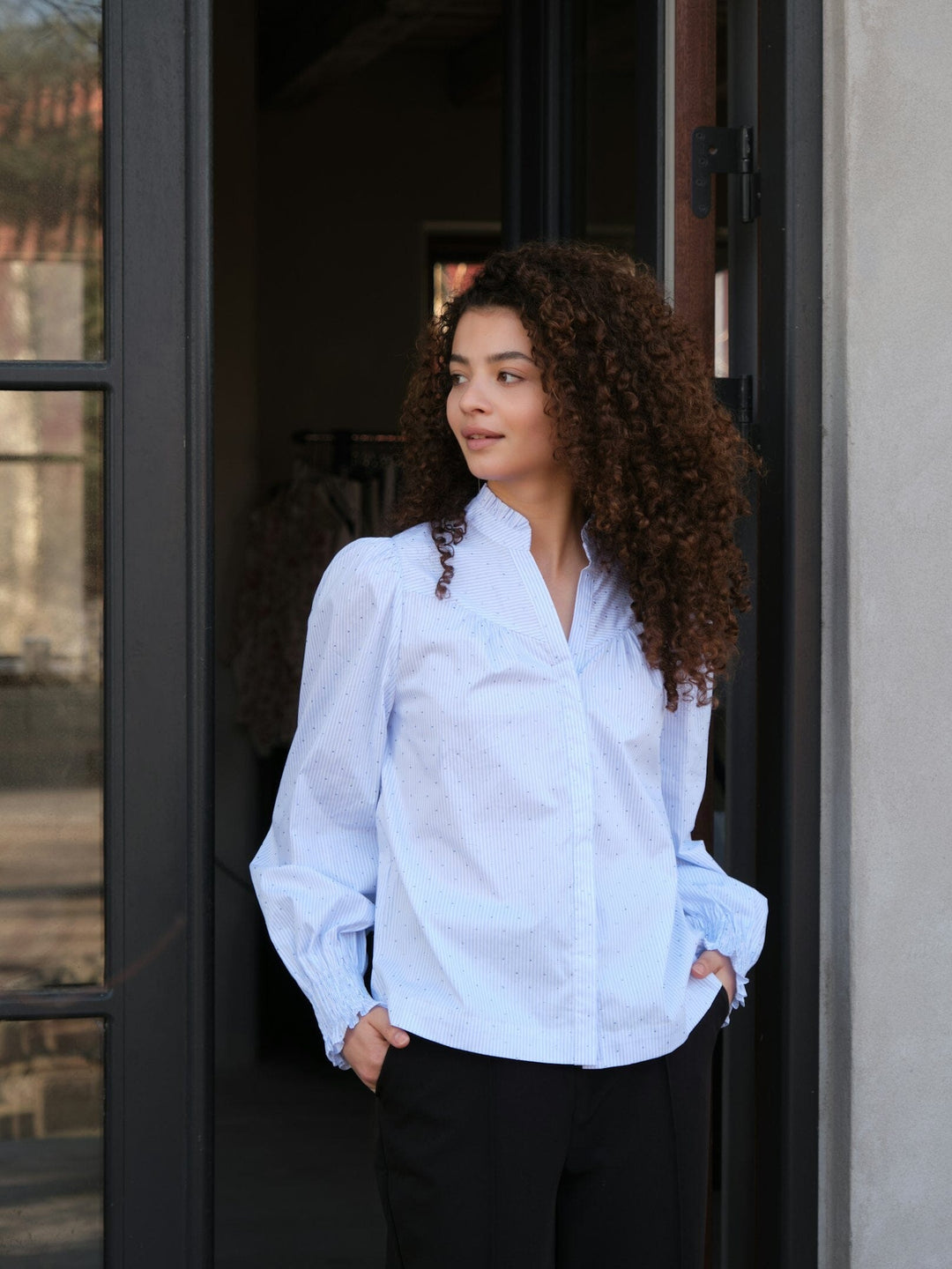 Neo Noir - Astrida Stripe Stone Blouse 167292 - 145 - Light Blue Bluser 