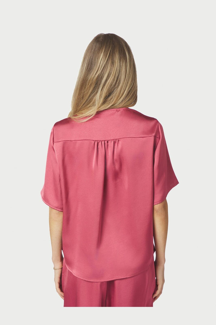 Neo Noir - Casadia Heavy Sateen Blouse 165695 - 430 - Cherry Pink