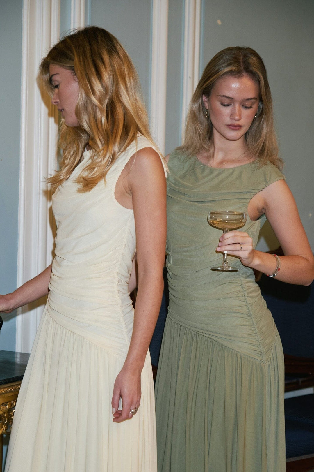 Neo Noir - Cludine Mesh Dress 166157 - 340 - Sage Green Kjoler 