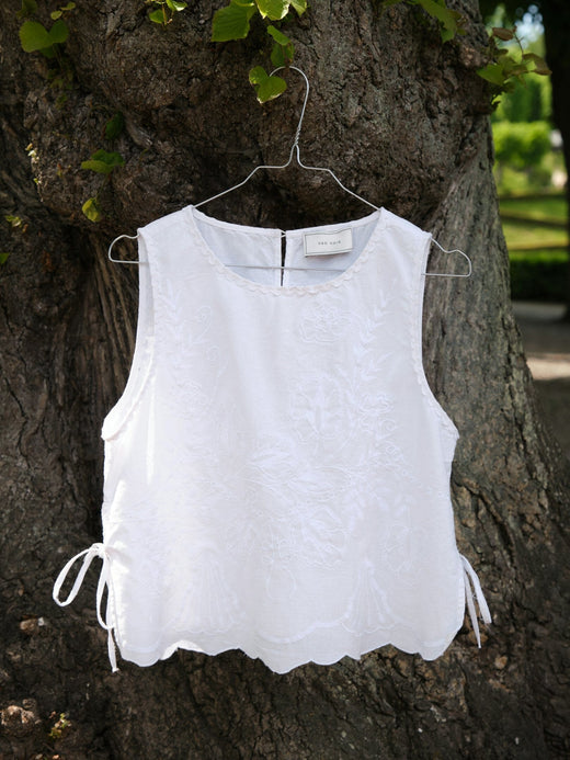 Neo Noir - Kaelin Embroidery Top 169113 - 120 - White Toppe 