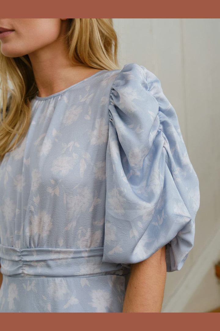 Neo Noir - Kikka Faded Flower Dress 167902 - 145 - Light Blue