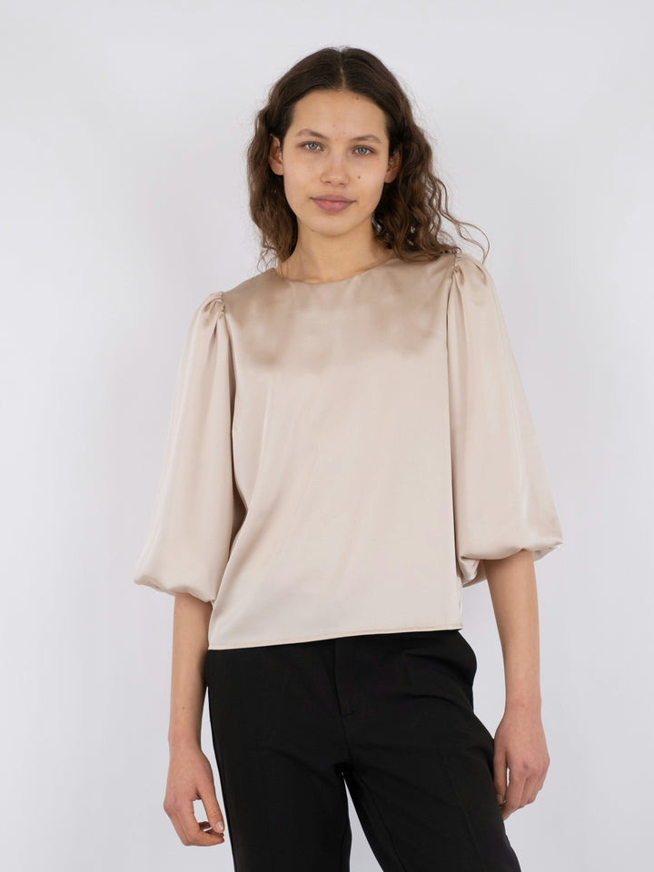 Neo Noir - Lorraine Soft Satin Blouse - Champagne