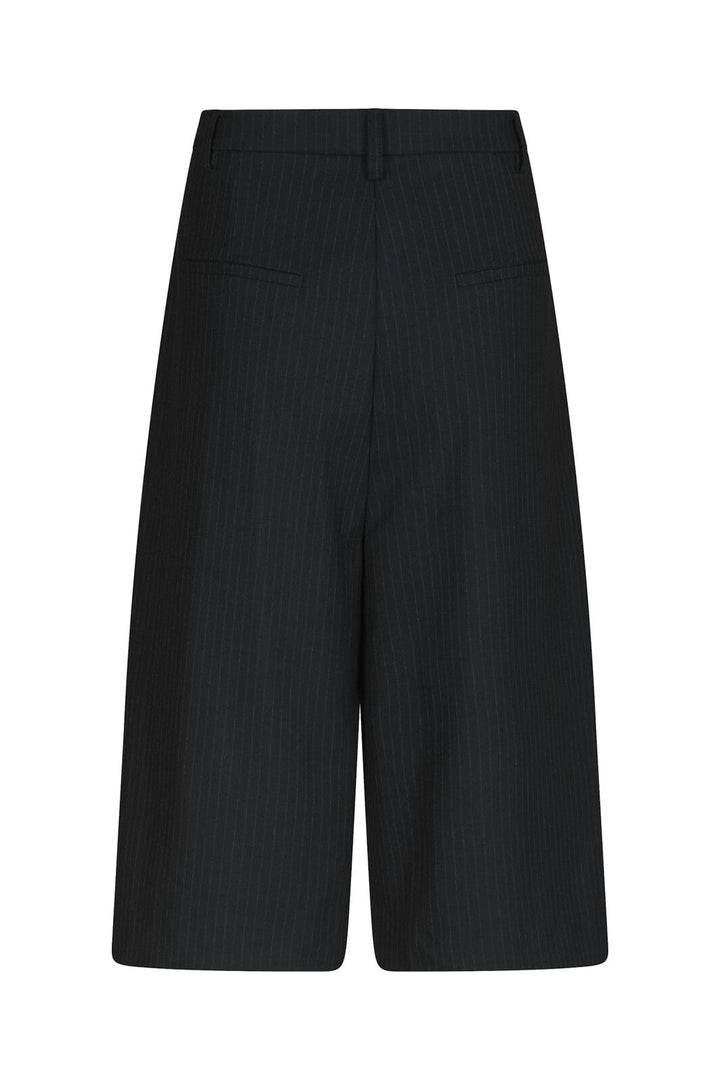 Neo Noir - Rima Slim Pinstripe Shorts 169531 - 702 - Dark Navy