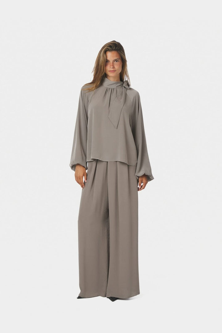 Neo Noir - Saline Blouse 170979 - 189 - Warm Grey