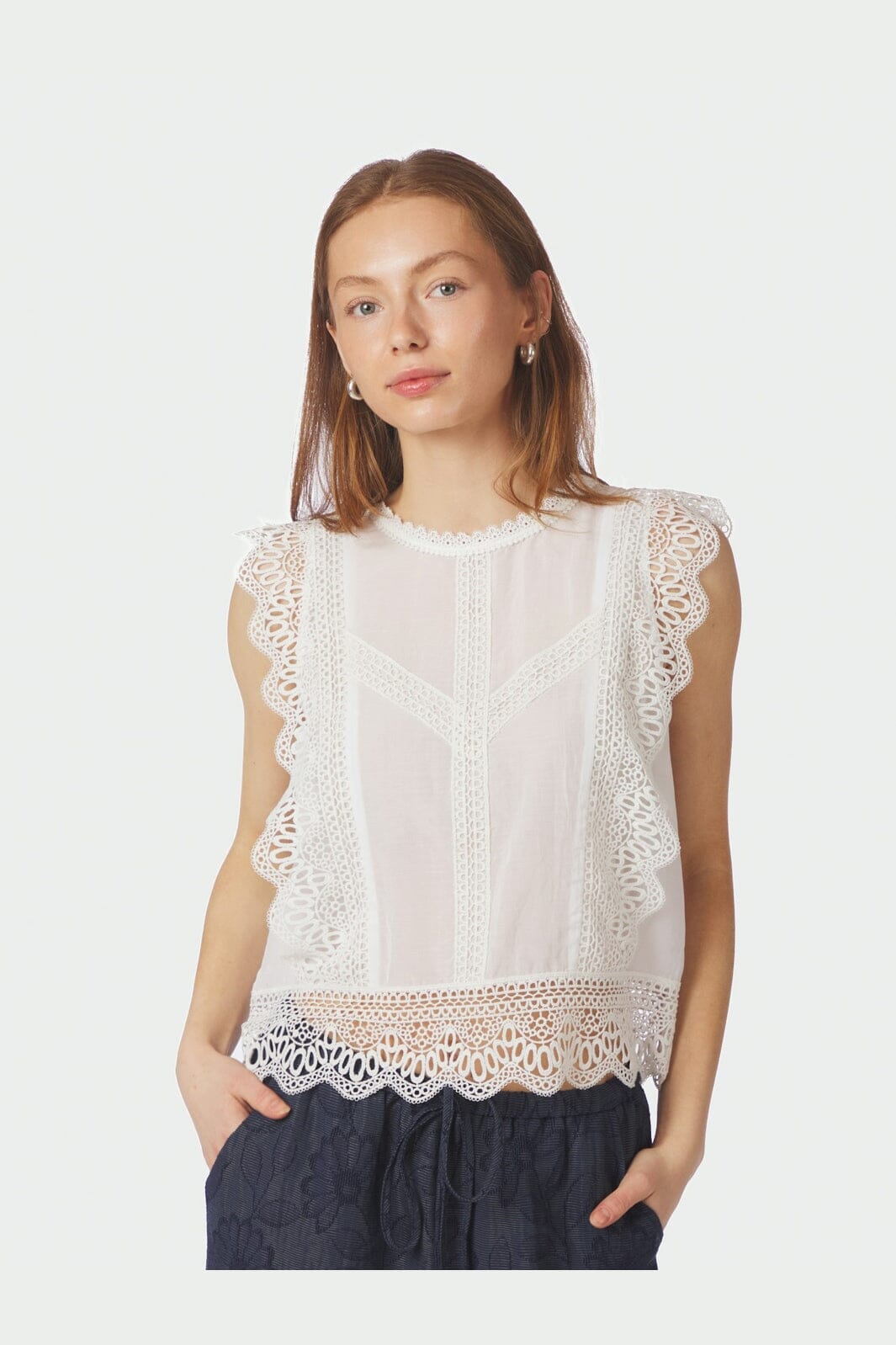 Neo Noir - Samia Lace Top 168999 - 120 - White