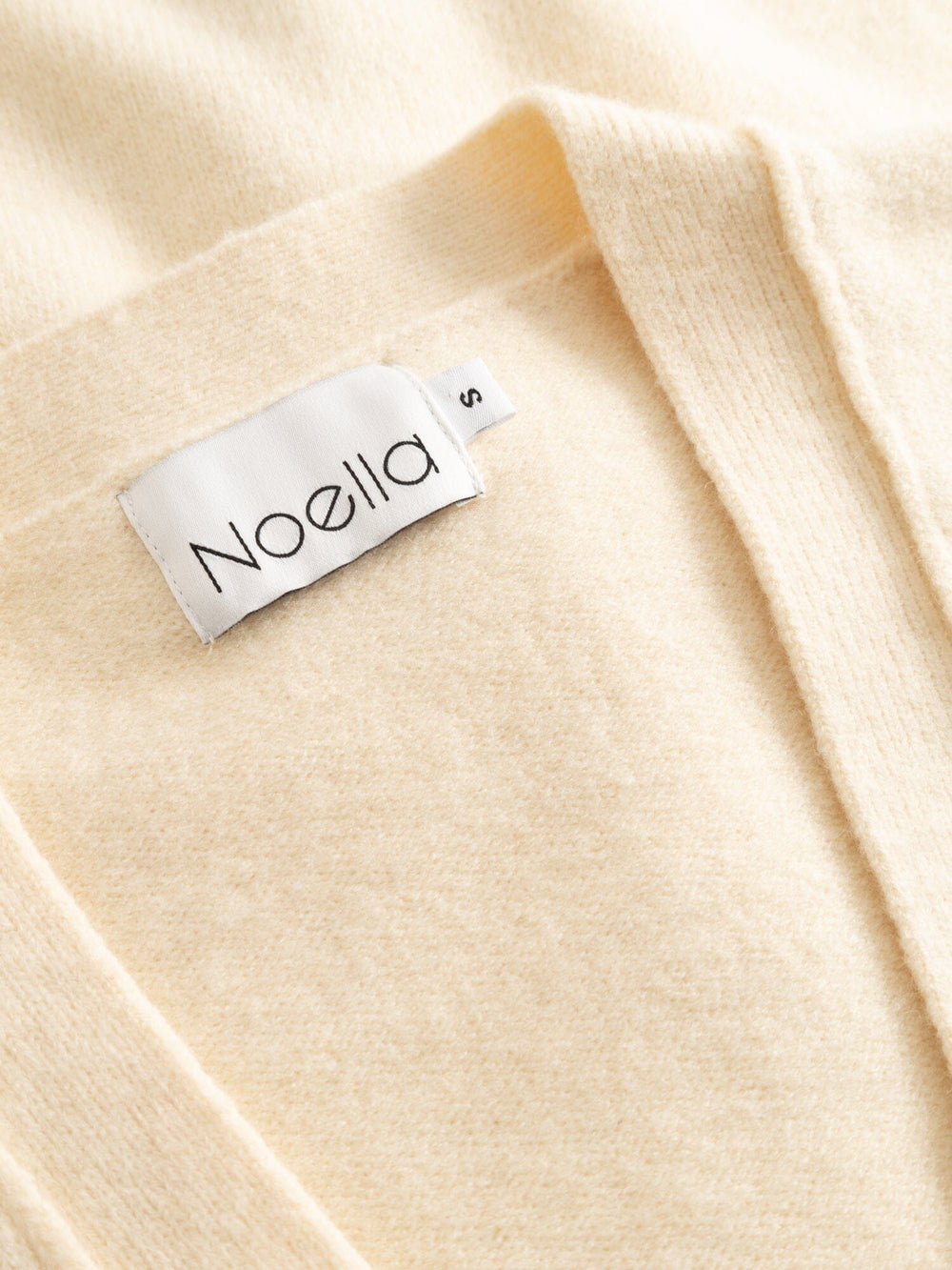 Noella - Lenyx Knit 13770001 - 974 - Ivory Strikbluser 