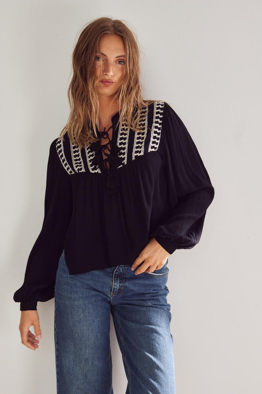 Noella - Lillith Blouse 13360001 - 004 - Black