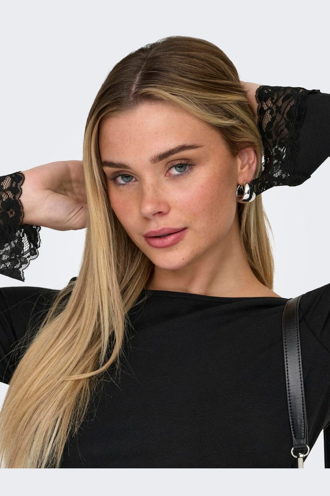 Only - Onllive Love L/S O-Neck Lace Top - 5130880 Black Dtm Lace