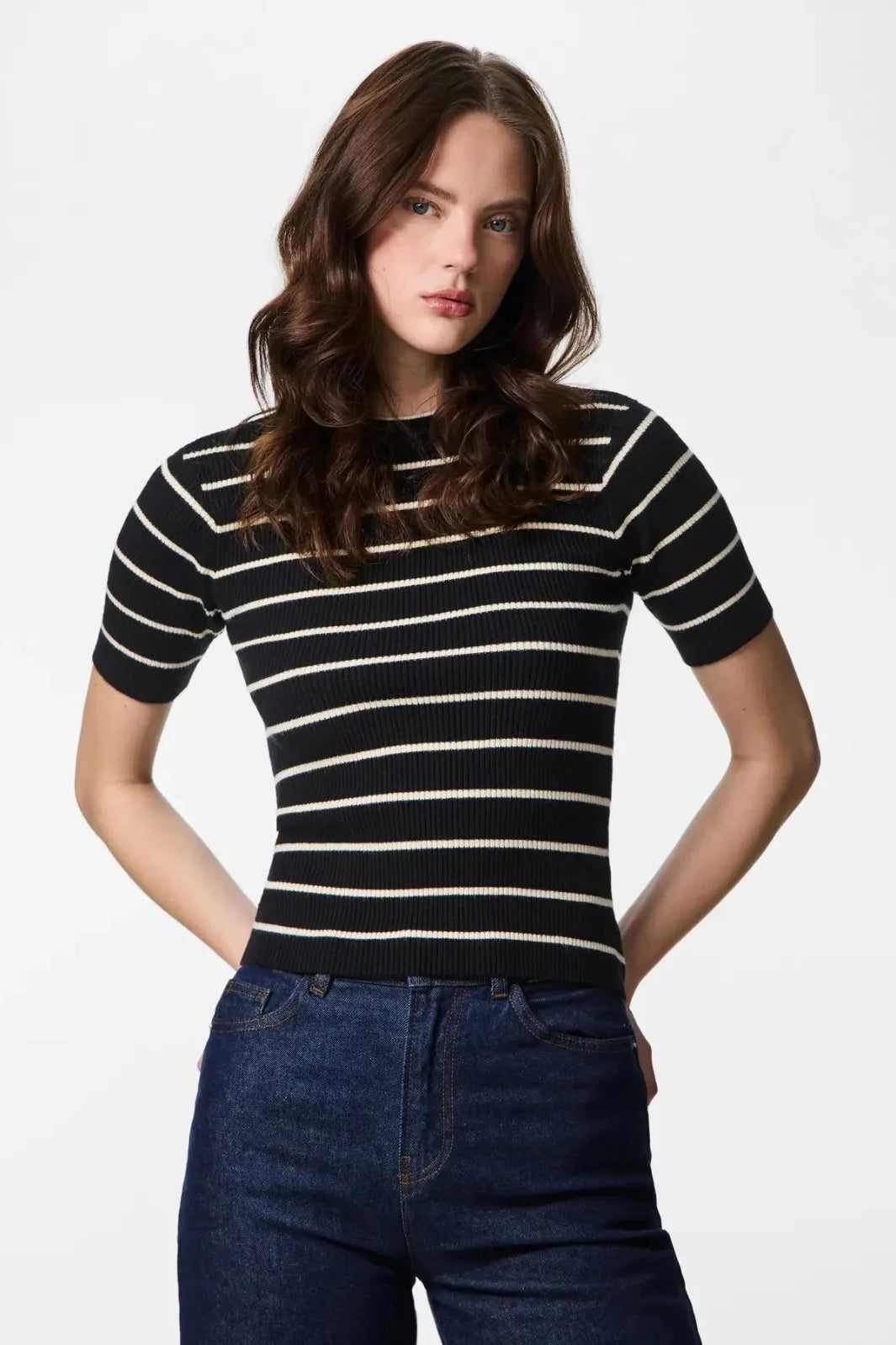 Pieces - Pcmira Ss O-Neck Knit - 4899818 Black Birch Narrow T-shirts 