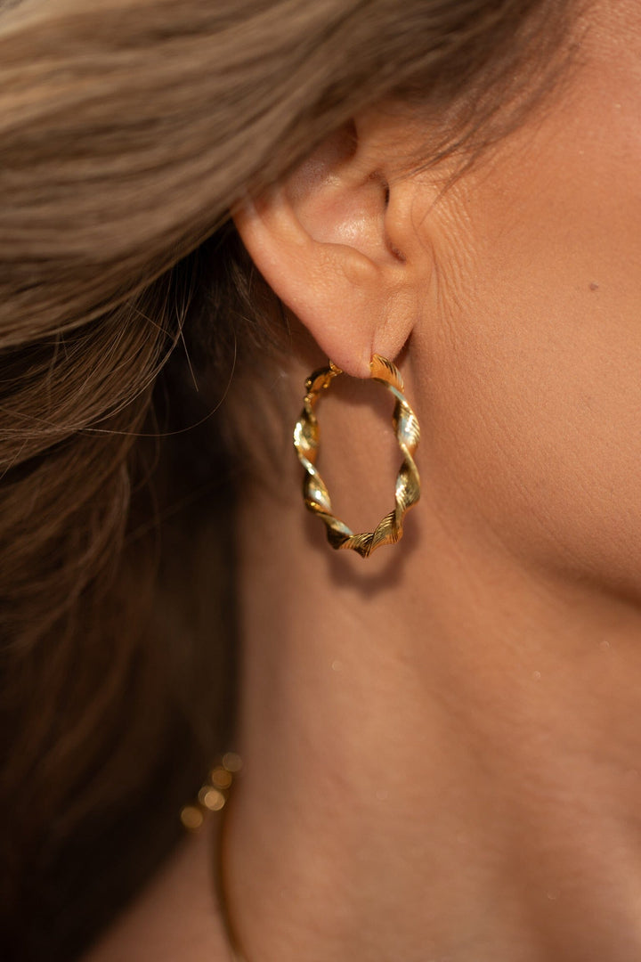 Rooted - Ditte Small Earring - Forgyldt Øreringe 