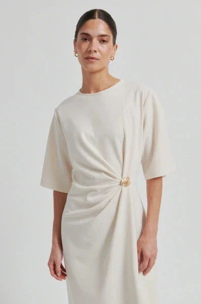 Second Female - Liana Dress 60498 - 0512 Soft Beige Kjoler 