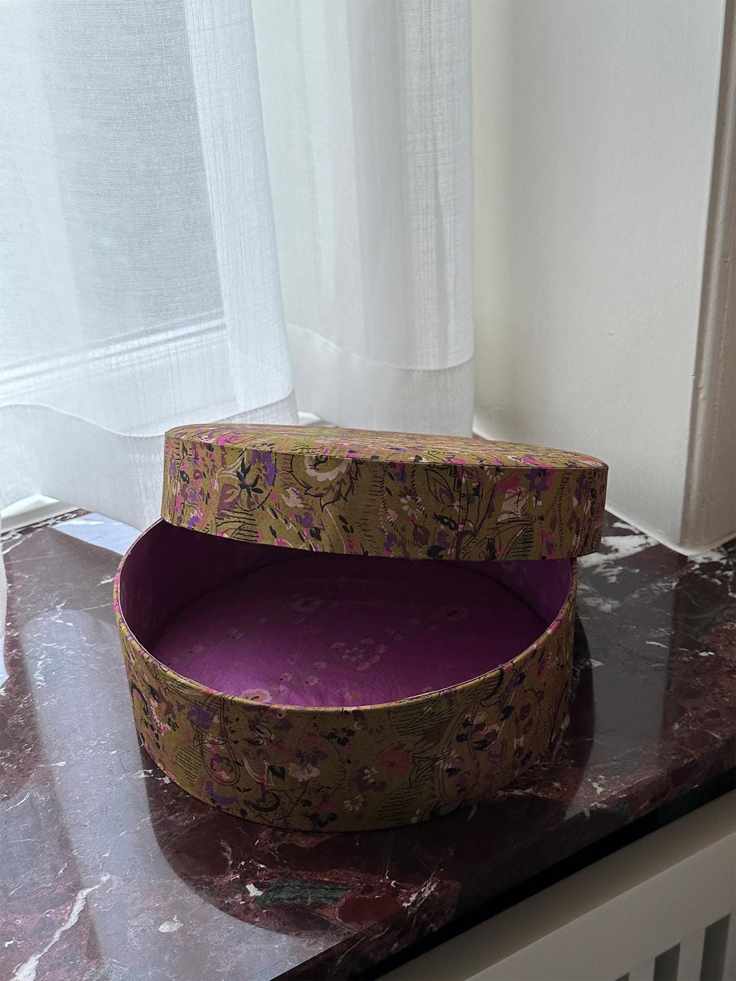 Sissel Edelbo - Jennie Round SILK Box SE 1146 - No. 7