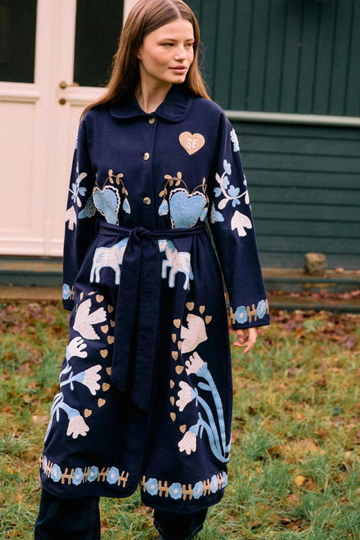 Sissel Edelbo - Rose Coat Se 2038 - Navy Horses 