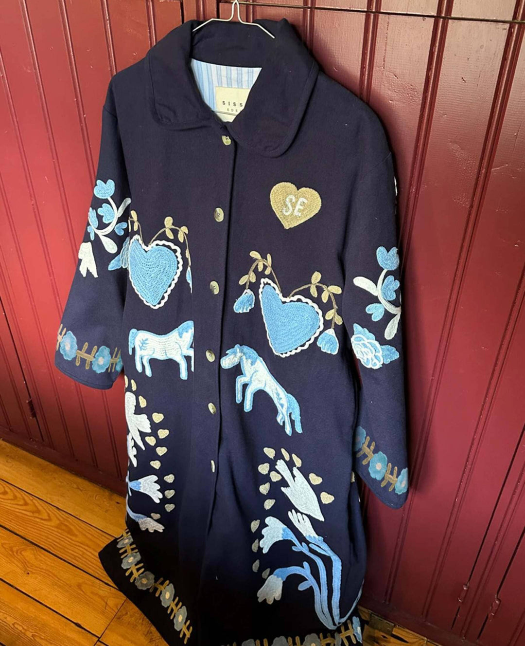 Sissel Edelbo - Rose Coat Se 2038 - Navy Horses 