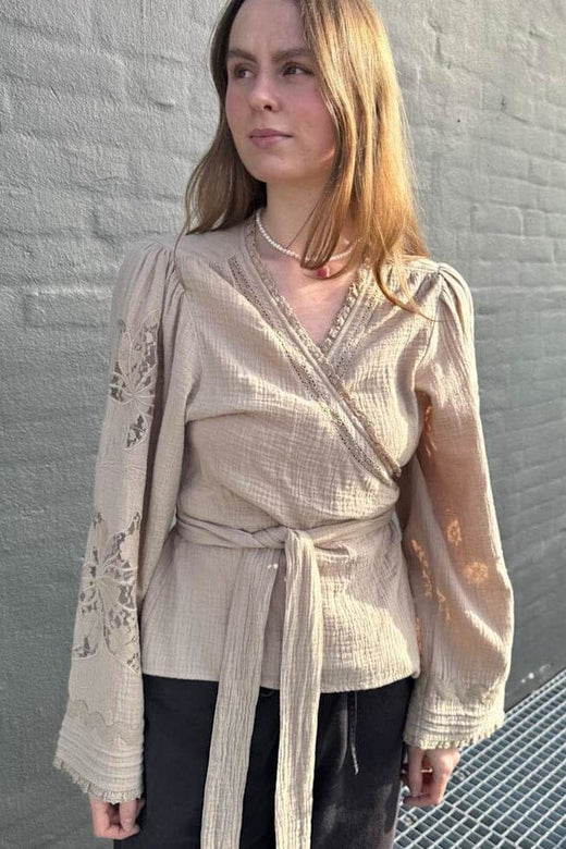 Sissel Edelbo - Winfrey Wrap Top SE 2114 - Beige Bluser 