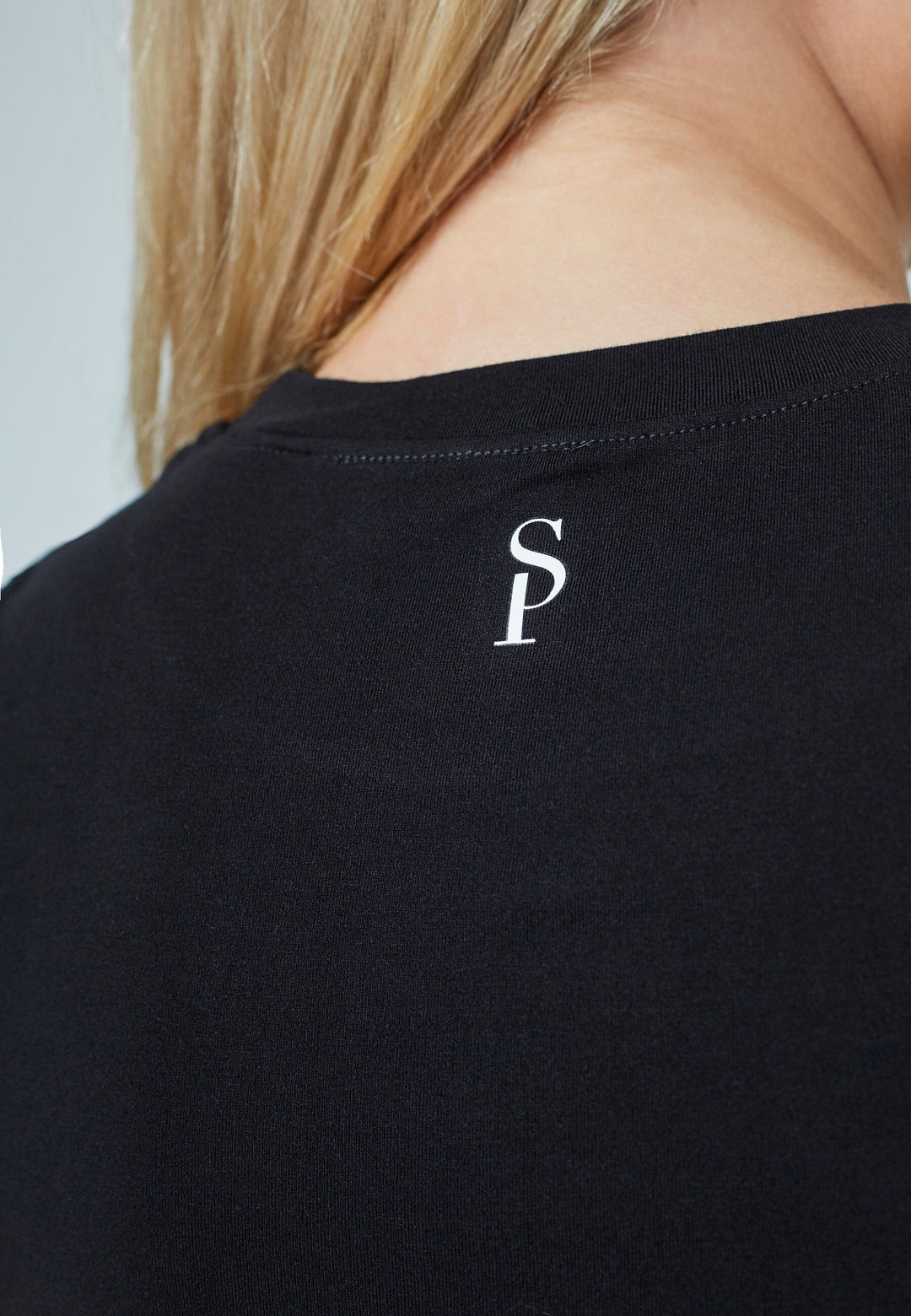 Sisters Point - Lay-Tee 19283 - 000 - Black T-shirts 