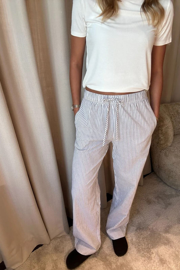 Sofie Schnoor - S237111 Trousers - Dark Blue Striped Bukser 