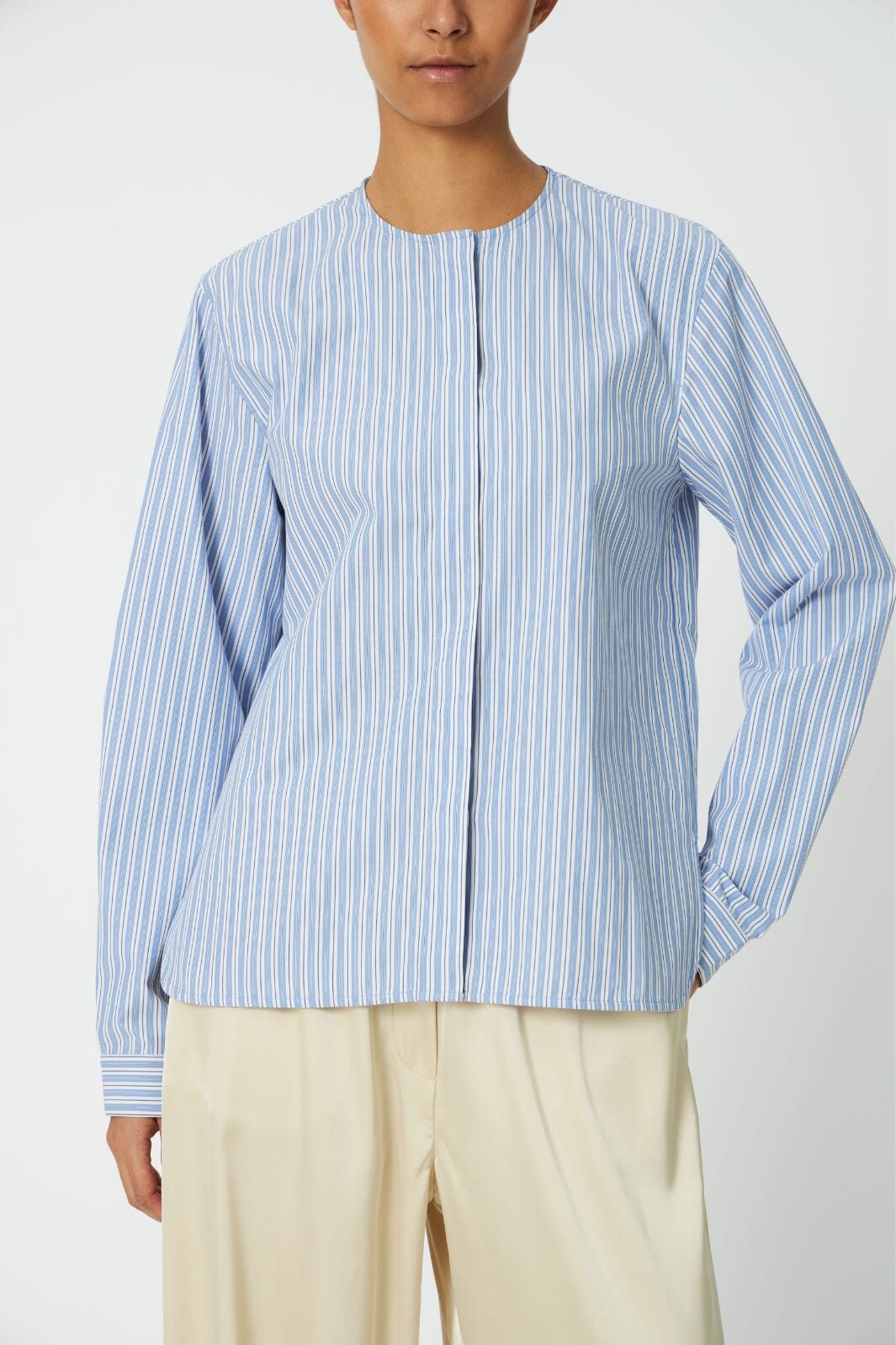 Stella Nova - Striped Scallop Bow Shirt Pc63-2579 - 023 White With Blue Stripes Skjorter 