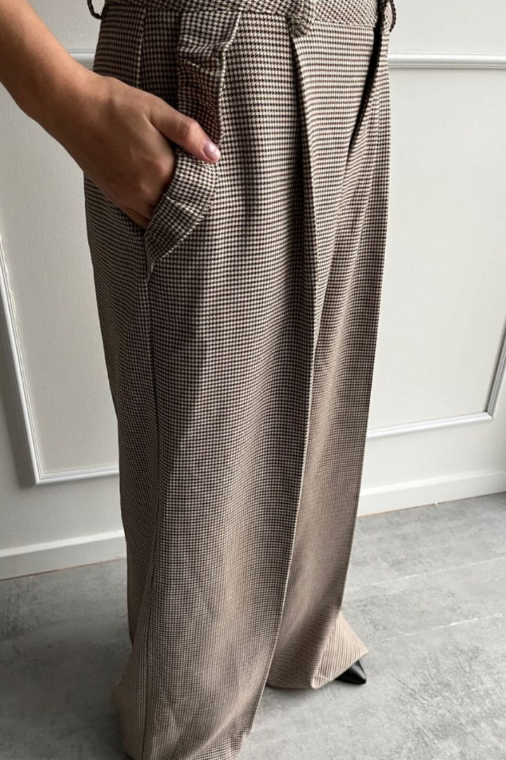 Stories From The Atelier By Copenhagen Shoes - As Magic Pants CC8097 - 902 - Sand Check