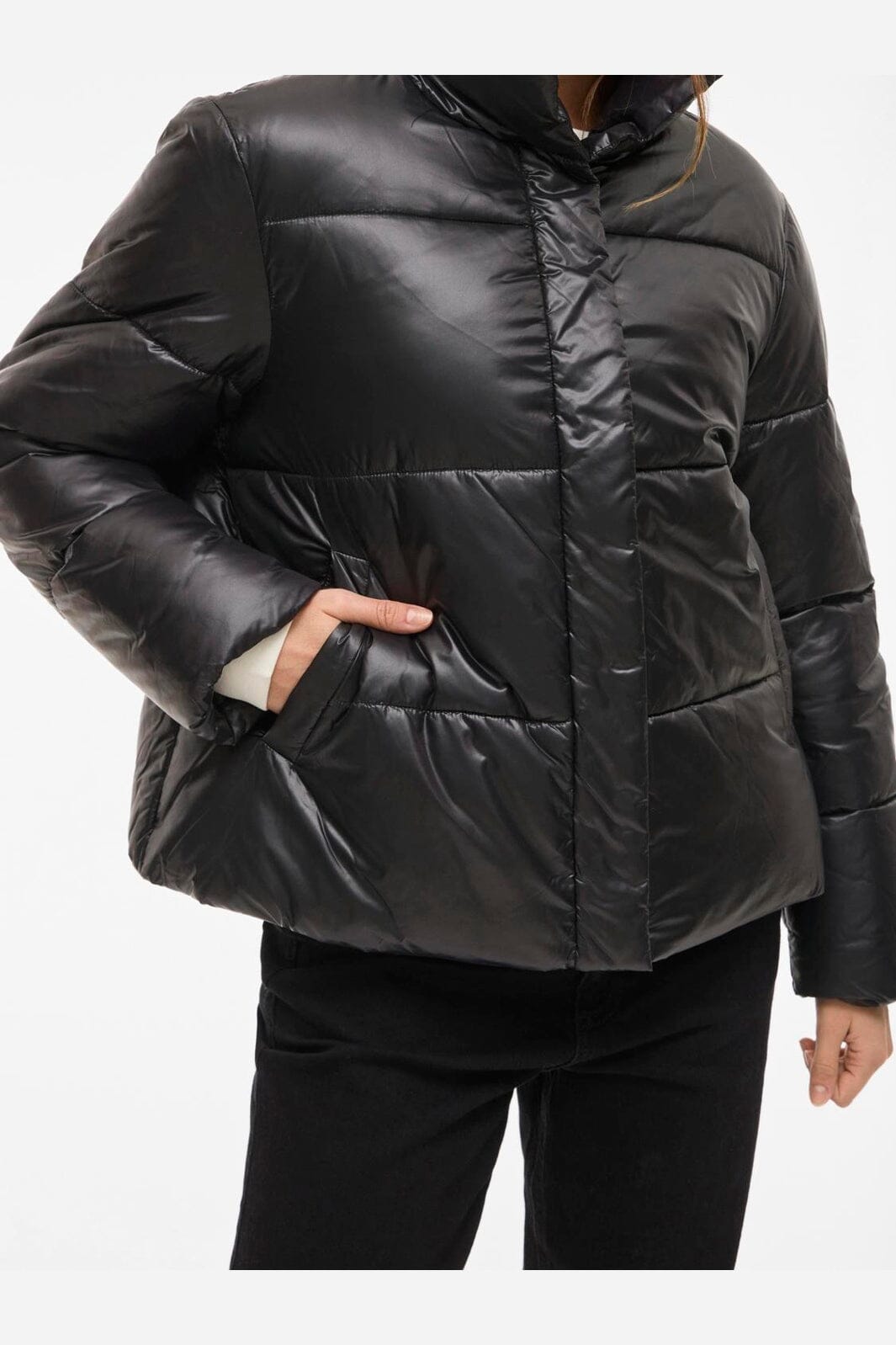 Vila - Vilidda L/S Shinny Puffer Short Jacket - 4909324 Black