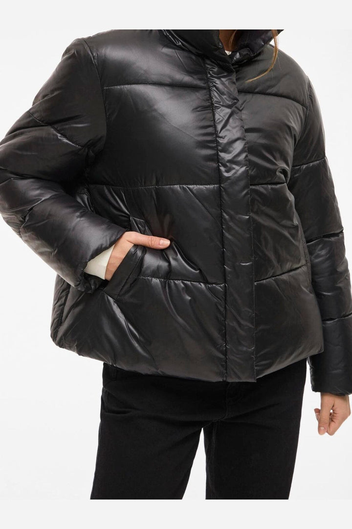 Vila - Vilidda L/S Shinny Puffer Short Jacket - 4909324 Black