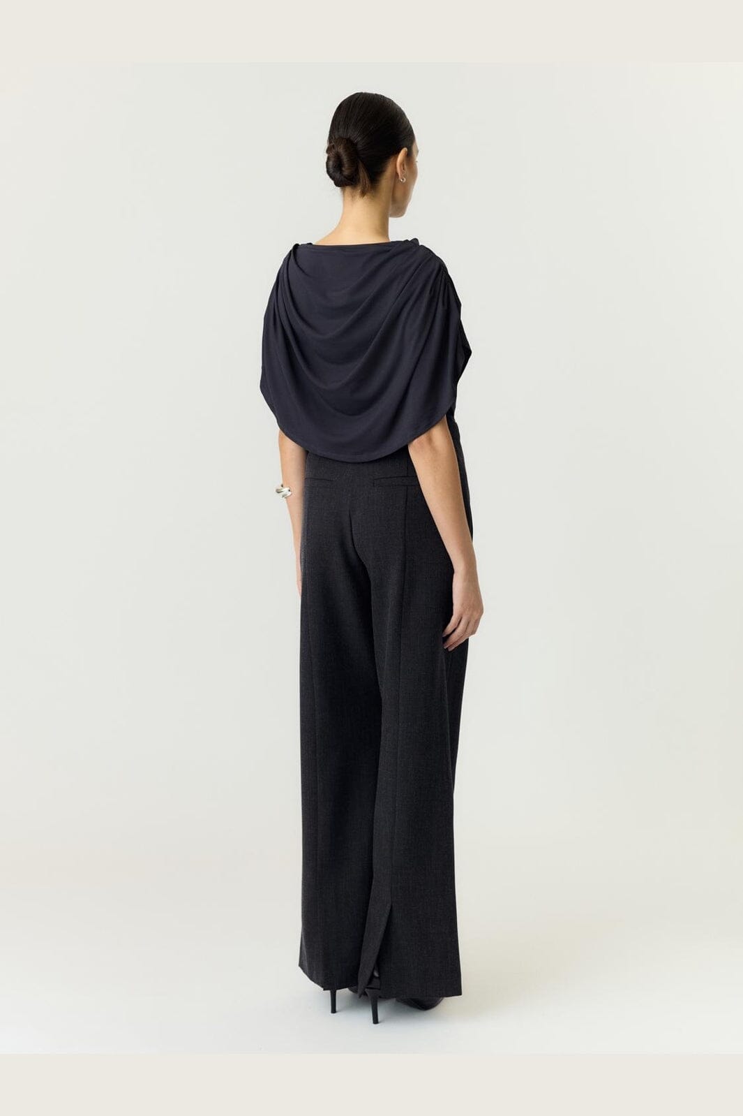 YAS - Yasdrala Cape Top Story - 5185840 Asphalt